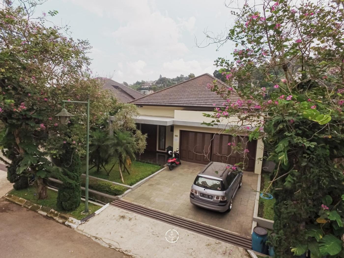 Tulip Hill View 5 Bedrooms With A Private Swimming Pool